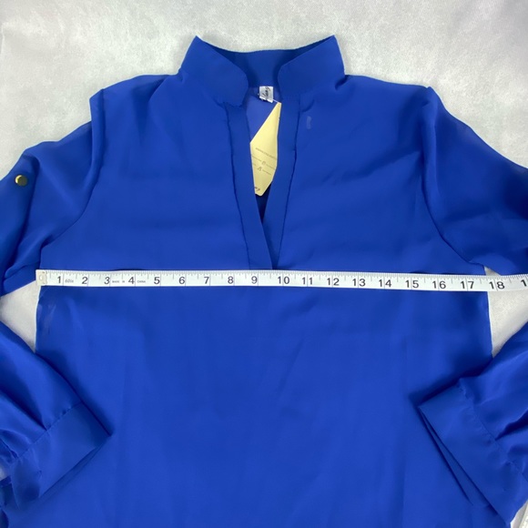 Women's NWT Sheer Blouse - Picture 4 of 6